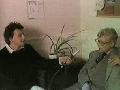 1985 Oostwoud: De Vergulde Vos - Drs. P. (interview)