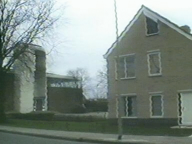 1992 Hoorn: Twee gezinnen in n woning.