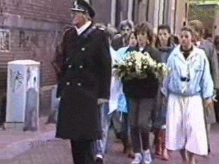 1987 Hoorn: Herdenking (4 mei) en viering (5 mei).
